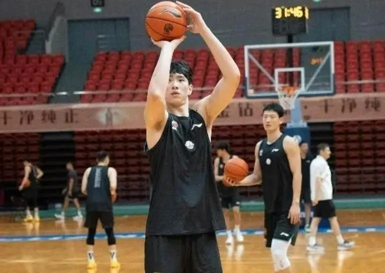 李俊贤出现, 岁小将, 成都站的时